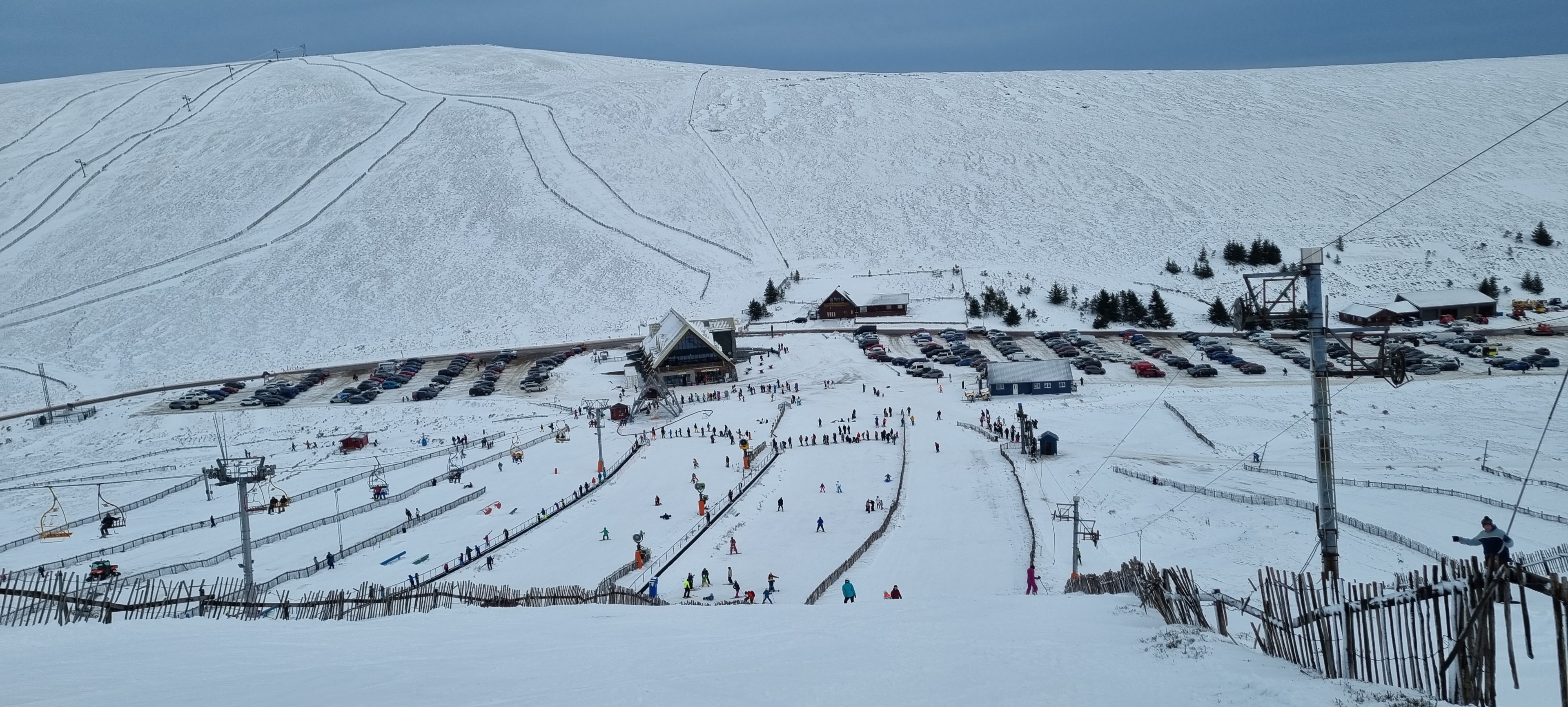 GROUP ADAPTIVE SKI LESSONS